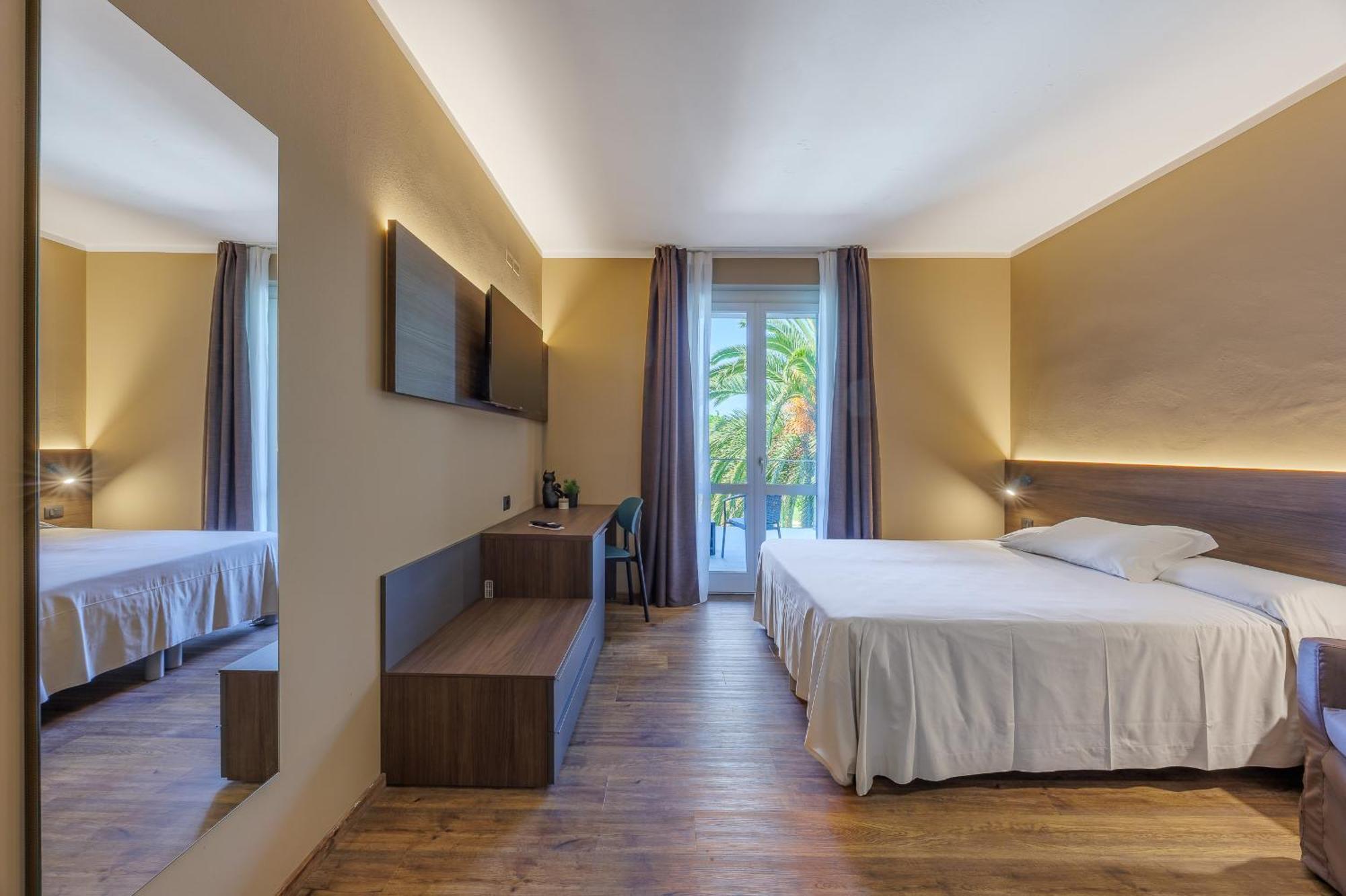 Hotel San Marco Bardolino Exterior photo